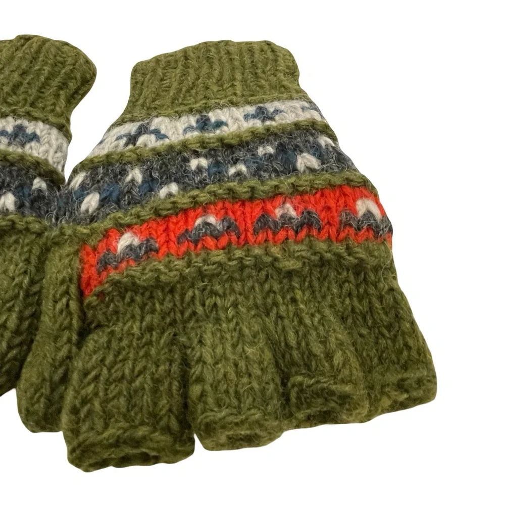 Turtle Fur Cozy Olive Knit Mittens with Pattern, M/L